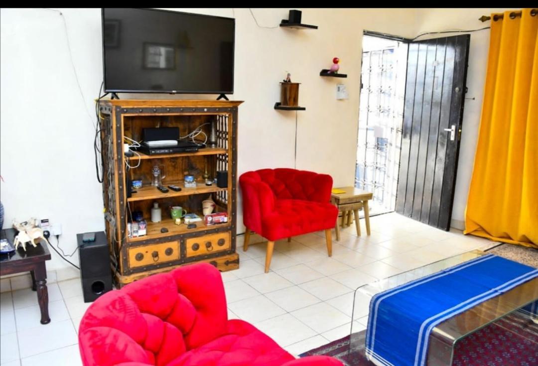 Mavericks Convenient Cozy Loft In Diani'S Cbd 우쿤다 외부 사진