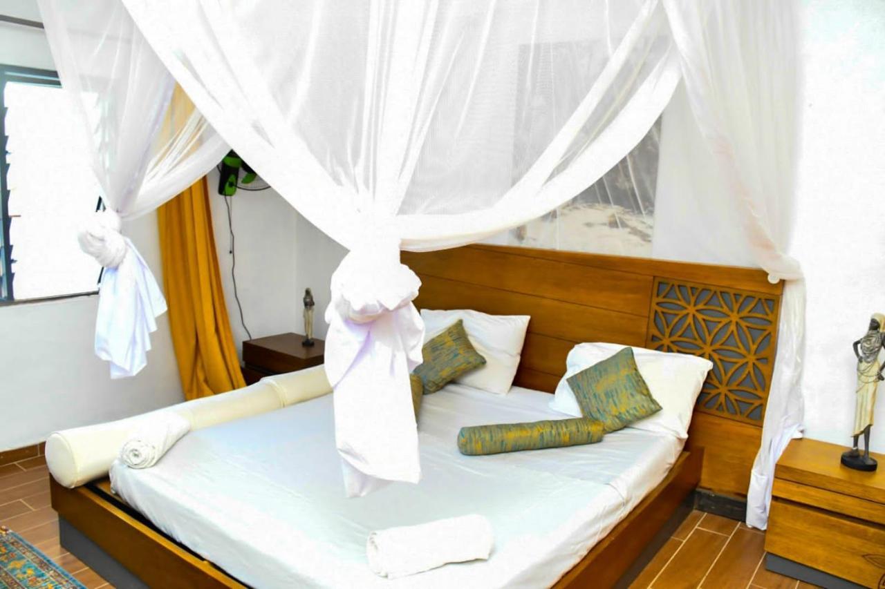 Mavericks Convenient Cozy Loft In Diani'S Cbd 우쿤다 외부 사진