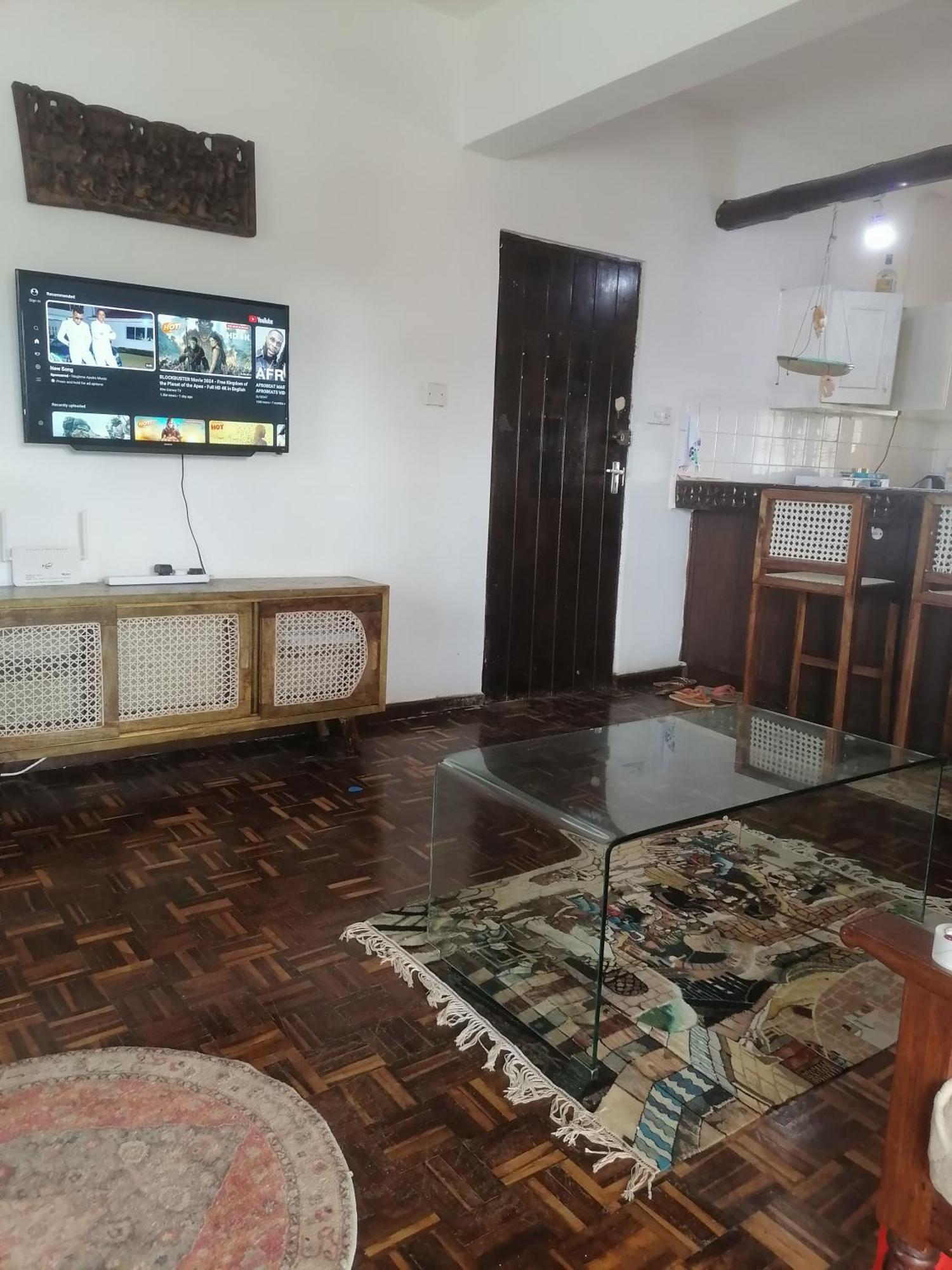 Mavericks Convenient Cozy Loft In Diani'S Cbd 우쿤다 외부 사진